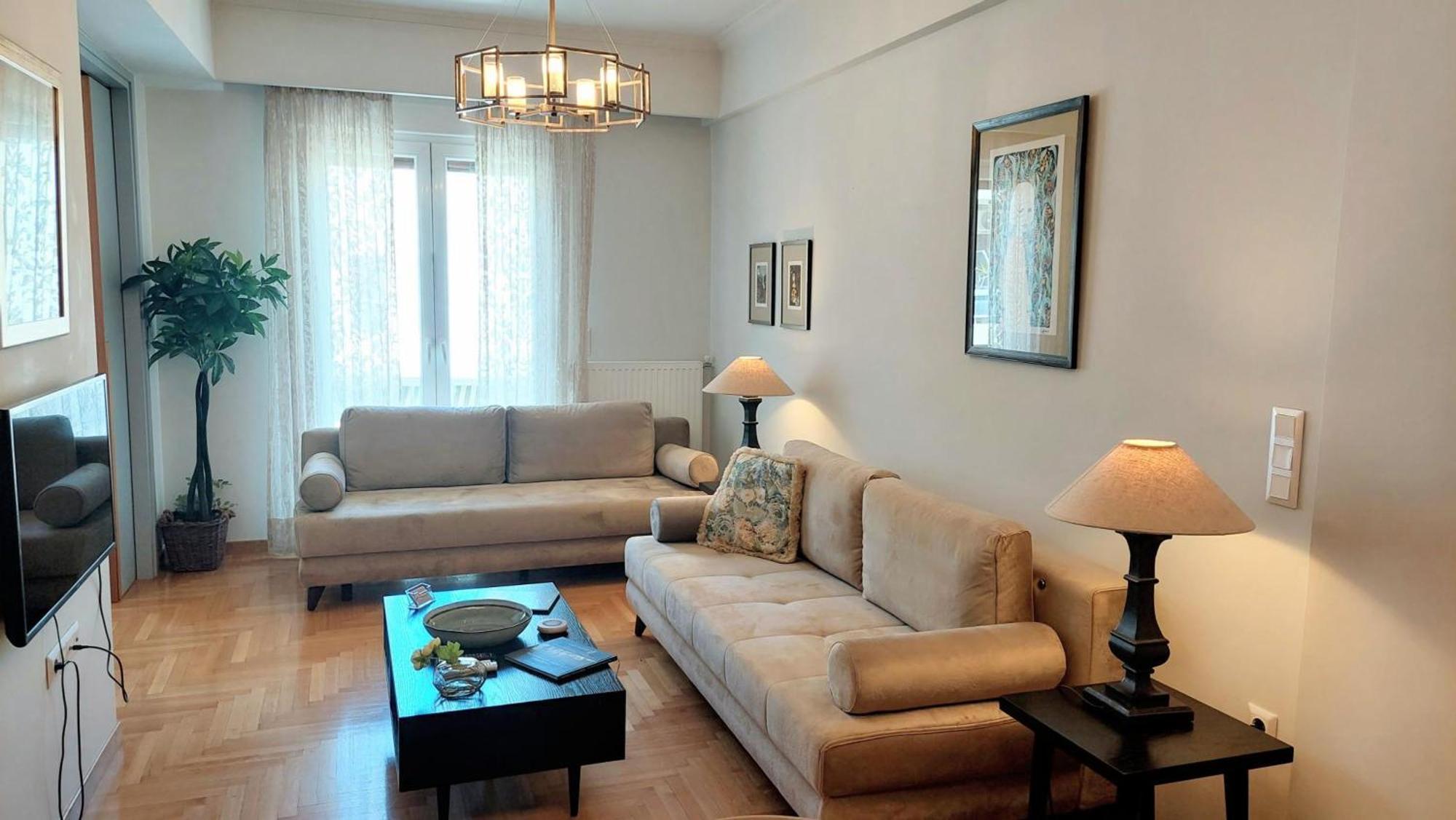 Elegant Apartment In Acropolis أثينا المظهر الخارجي الصورة