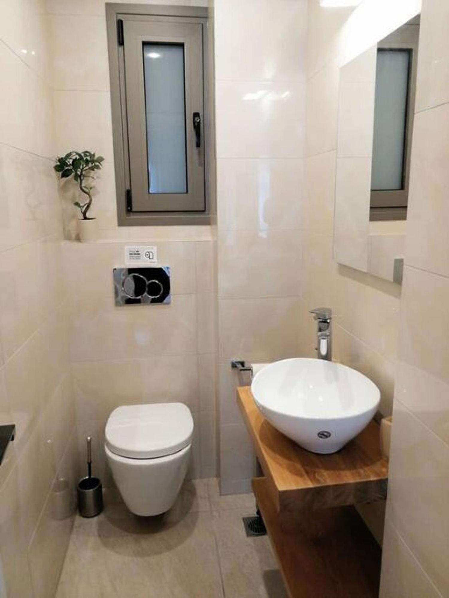 Elegant Apartment In Acropolis أثينا المظهر الخارجي الصورة